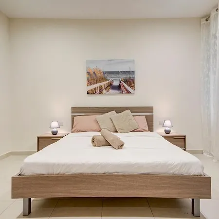 Beautiful 3br Gem In The Heart Of St Julians Appartamento *