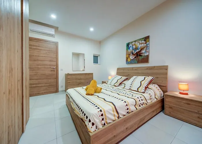 Beautiful 3br Gem In The Heart Of St Julians