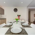 Apartman Beautiful 3br Gem In The Heart Of St Julians