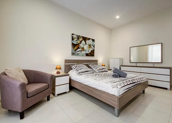 Beautiful 3br Gem In The Heart Of St Julians Daire Saint Julian's