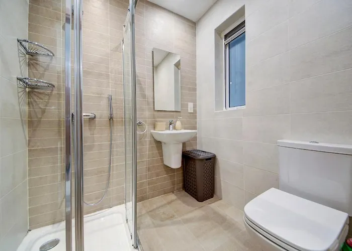 Beautiful 3br Gem In The Heart Of St Julians *