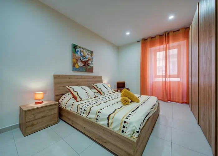 Daire Beautiful 3br Gem In The Heart Of St Julians