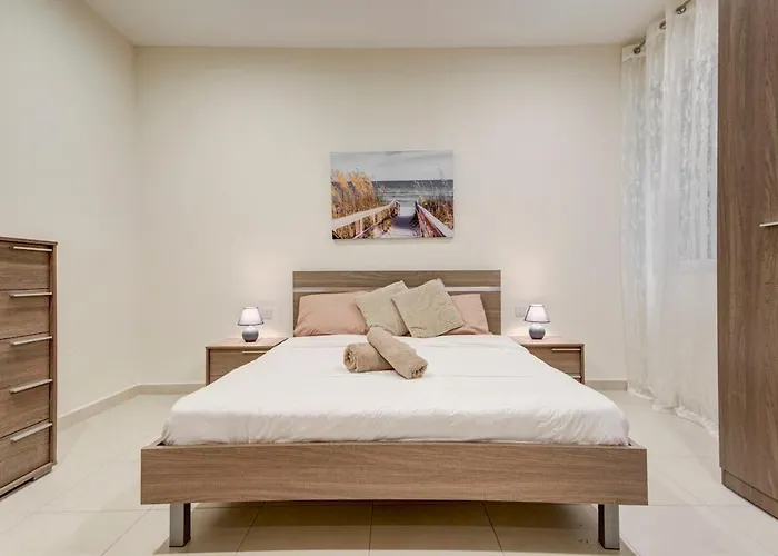 Beautiful 3br Gem In The Heart Of St Julians Daire *